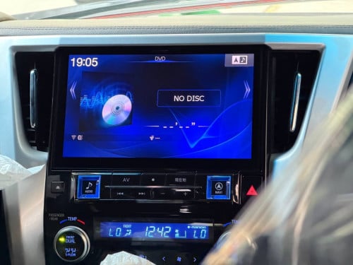 Toyota ALPhard V4 2018 ឡេីង​ស៊េរី​ 2025 Full option