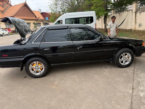 ខ្ញុំចង់លក់ Toyota Camry DX $2600