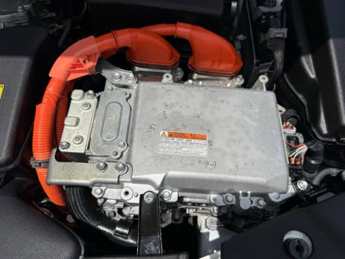 Toyota Camry XLE Hybrid 013 ឡានកាលី​