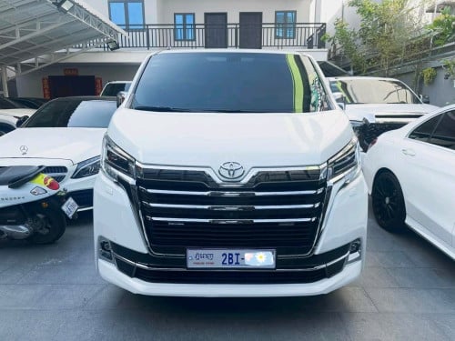 Toyota granvia 2020 V6 Full option