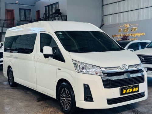 Toyota Hiace 2025 សាំង ឆ្វេងសុីនប្រភេទខ្លាញ់គោ