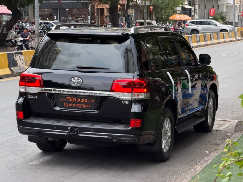Toyota Land Cruiser V6 2018 Full option សាំង​