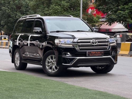 Toyota Land Cruiser V6 2018 Full option សាំង​