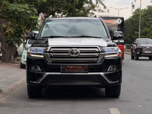 Toyota Land Cruiser V6 2018 Full option សាំង​