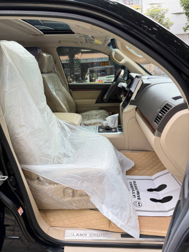 Toyota Land Cruiser V6 2018 Full option សាំង​
