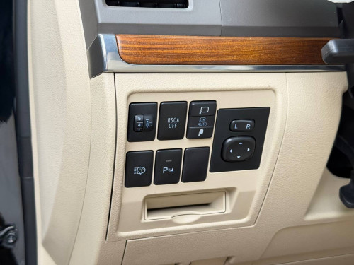 Toyota Land Cruiser V6 2018 Full option សាំង​