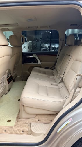 Toyota Land Cruiser VIP  ពណ៍ទឹកមាសខ្ចី ⛽️ V8 4.6L ( ម៉ាស៊ីនម៉ាស៊ូត)