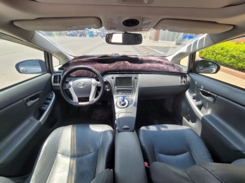 TOYOTA PRIUS 2011 option 4  ដំបូលសូឡា