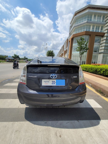 TOYOTA PRIUS 2011 option 4  ដំបូលសូឡា
