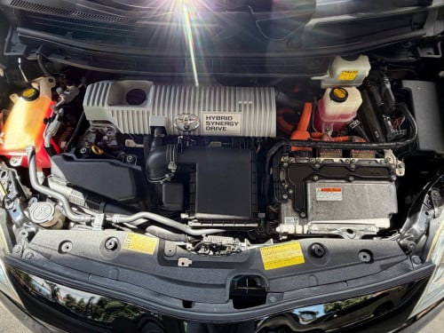 TOYOTA Prius 2012 ពណ៌​ ខ្មៅ​​ 125958 Miles សុីនតម្លៃ​ ពិសេស​ 18200$