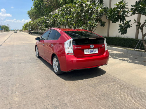 TOYOTA PRIUS  YEARS : 2010 Option : 5 Advance