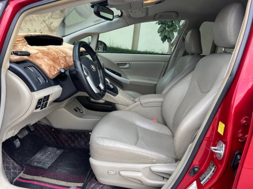 TOYOTA PRIUS  YEARS : 2010 Option : 5 Advance