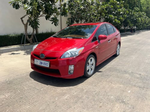 TOYOTA PRIUS  YEARS : 2010 Option : 5 Advance