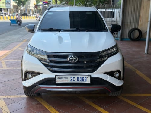 Toyota Rush 2020 កៅអីបីជួរ