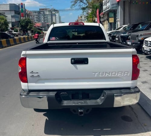 Toyota Tundra ឆ្នាំ2015 ក្រដាសពន្ធ ប៉ុង2 ទឹកថ្នាំហ្ស៊ីន1ជុំ