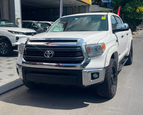 Toyota Tundra ឆ្នាំ2015 ក្រដាសពន្ធ ប៉ុង2 ទឹកថ្នាំហ្ស៊ីន1ជុំ