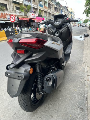 XMAX250