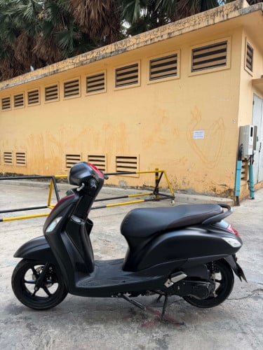 Yamaha Grand Filano