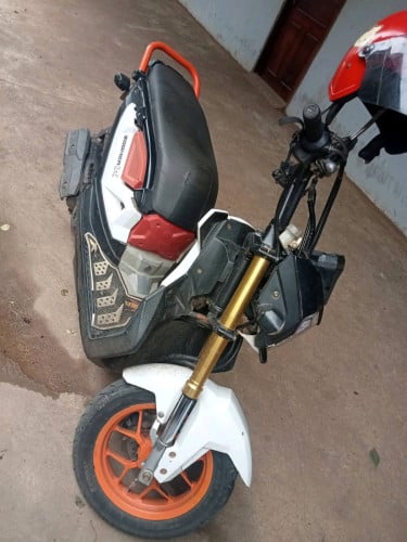 Zoomer-X លក់ប្រញាប់