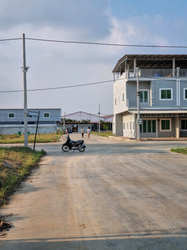 ដីឡូតិ៍សម្រាប់ធ្វើបន្ទប់ជួល