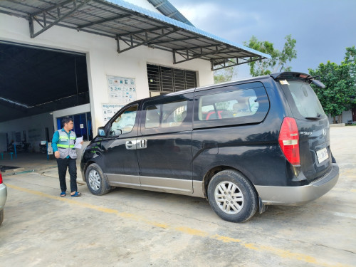 ឡានសំរាប់ជួល