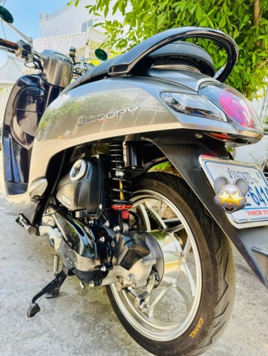 ម៉ូតូ​ម្ចាស់ផ្ទាល់