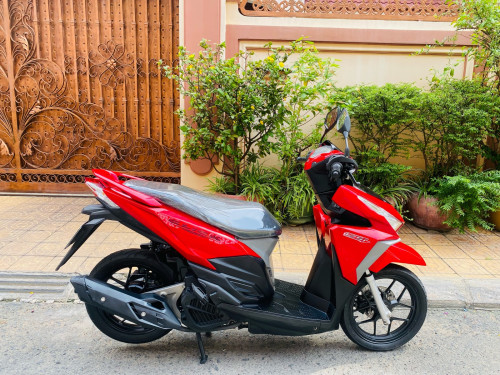 ឃ្លីក.