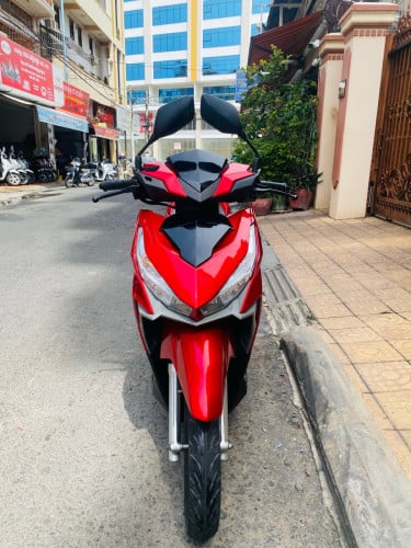 ឃ្លីក.