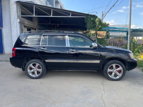 មានសេវាកម្មបង់រំលស់100% បង់120$-250$🚗Toyota  Highlander  2001 V6 ប៉ុង2 ស្អាតថ្មីណាស់