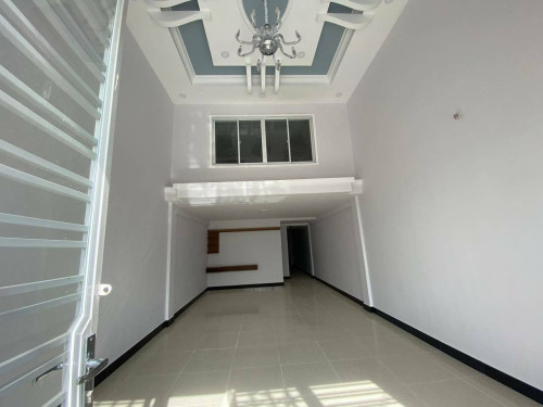 ផ្ទះអាជីវកម្ម(លក់បន្ទាន់)$168,800(កាត់ប្លង់រឹងជូនទៀត) Shop House(Urgent sale, title deed included)