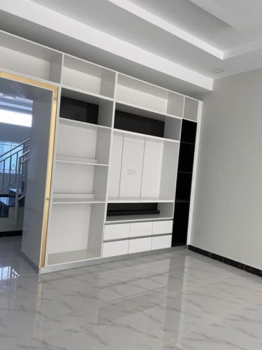 លីសុវណ្ណផ្ទះអាជីវកម្មជួល$380(ចរចារបាន)(Shop House for Rent$380(negotiable))