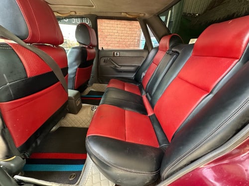 ស្វិត​ឆ្នាំ​91 DX បេីក​ដំបូល​​  ឡាន​ស្អាត​ សាំង​និង​ហ្គាស​បុិច​
