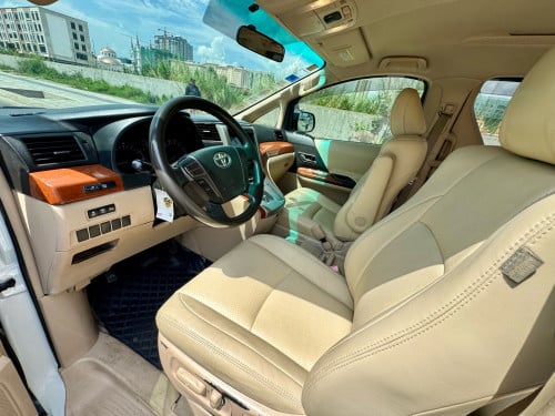 ស្តុកថ្មី Alphard 2010 រៀបចំរួចរាល់ សរ ក្នុង លឿងតម្លៃ តាមឆាត ️ ធានាឡានអត់បុក