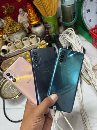 លក់ទូរសព្ទ​ Android Ram 6 G +128G version global play stor