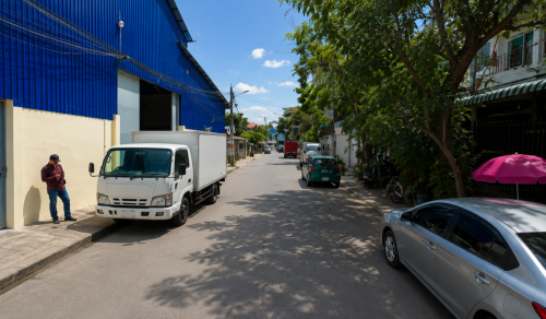 ឃ្លាំងកែងជួលខណ្ឌចំការមន | Corner Warehouse For Rent CHAMKAMORN ( 1100sqm )