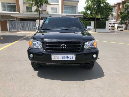 លក់ Highlander 01 ប៉ុង2 ម៉ាសុីនv6 8900$ចចារ