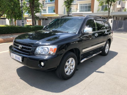 លក់ Highlander 01 ប៉ុង2 ម៉ាសុីនv6 8900$ចចារ