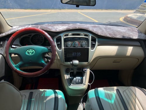 លក់ Highlander 01 ប៉ុង2 ម៉ាសុីនv6 8900$ចចារ