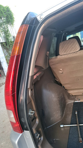 ដំណឹងលក់ឡានស្អាត Honda CR-V ឆ្នាំ03 បើកដំបូល​មាន(ABS)