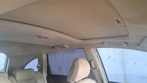 លក់ឡានធូរថ្លៃHonda CR-V ឆ្នាំ07 full options
