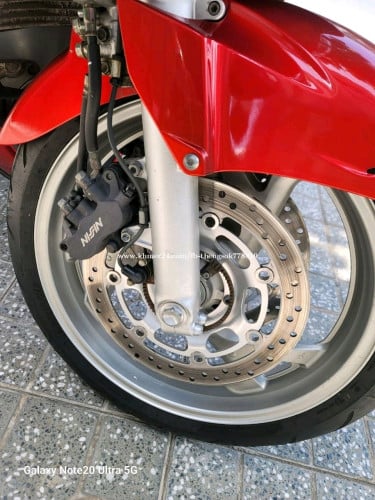 ម៉ូតូHonda ST1300ccមានផ្លាកលេខកាតគ្រីត្រឹមត្រូវឈ្មោះម្ចាស់ដើមលក់តម្លៃចចារបាន 本田ST1300cc