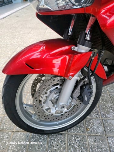 ម៉ូតូHonda ST1300ccមានផ្លាកលេខកាតគ្រីត្រឹមត្រូវឈ្មោះម្ចាស់ដើមលក់តម្លៃចចារបាន 本田ST1300cc