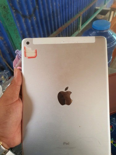 លក់ ipad 5th នៅសានុំស៊ីនមានស្កេន