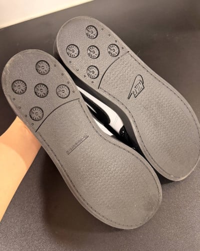 ម៉ាក៖ Nike Size 42 buy 3xx sale 120$
