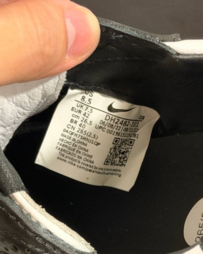 ម៉ាក៖ Nike Size 42 buy 3xx sale 120$