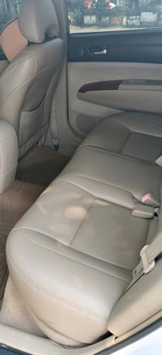 លក់ Prius 05 តំលៃ 8600$ចចារ