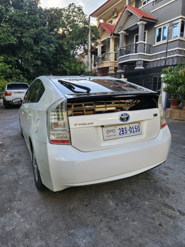 ឡានលក់ Prius 2010 option 3