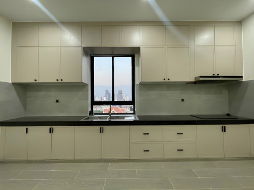 𝐅𝐨𝐫 𝐑𝐞𝐧𝐭: Spacious 3-Bedroom Apartment – Phnom Penh Thmey, Sensok Area