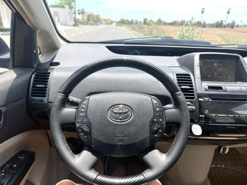 ទើបរៀបចំ TOYOTA Prius 06 full no map ម្ចាស់ដើមទីមួយ !