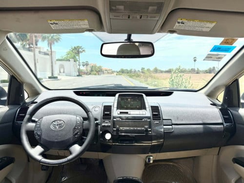 ទើបរៀបចំ TOYOTA Prius 06 full no map ម្ចាស់ដើមទីមួយ !